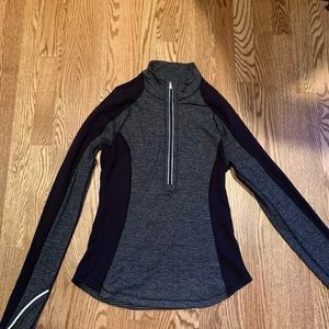 Lululemon sweatshirt